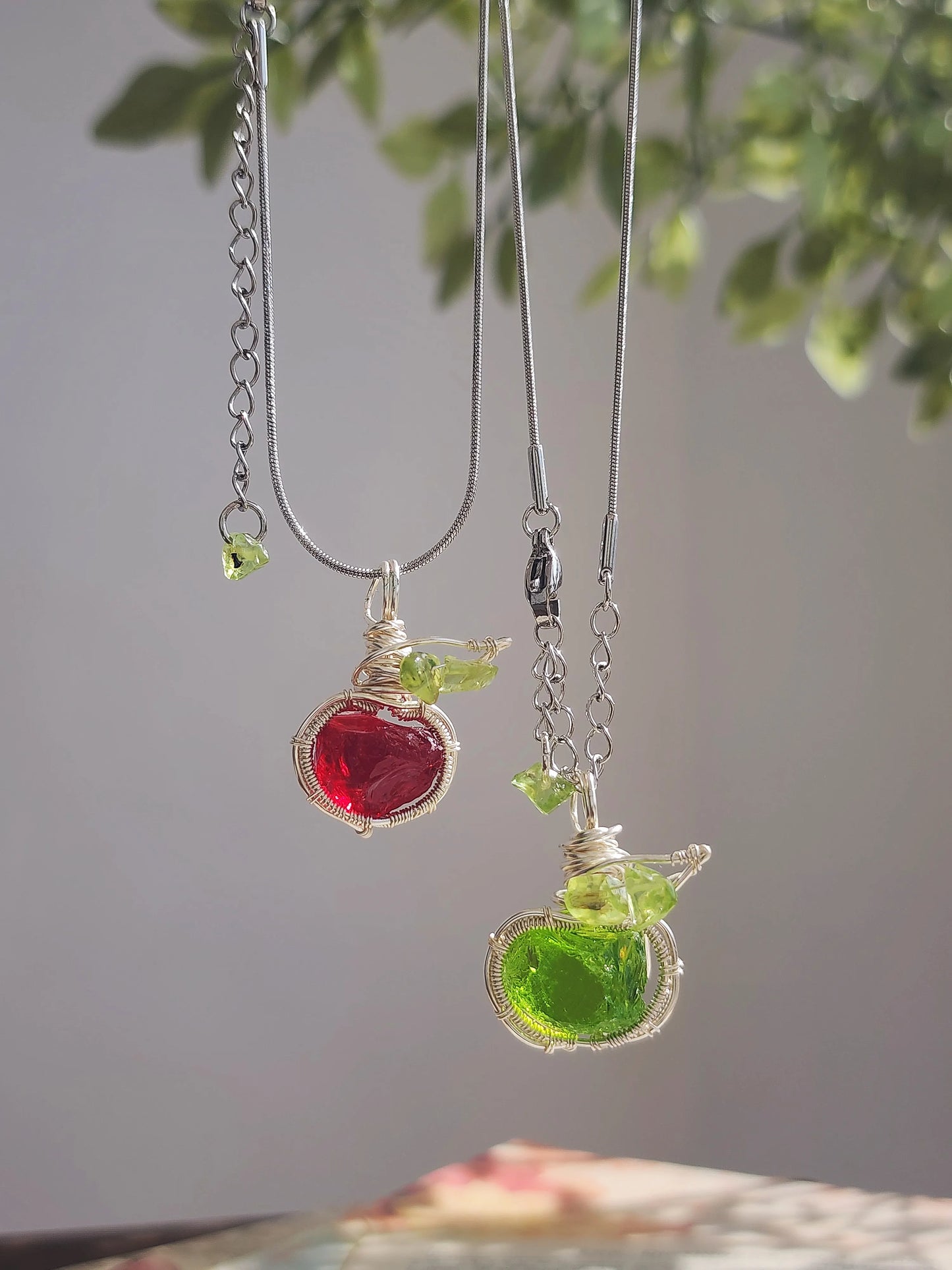 Apple pendant