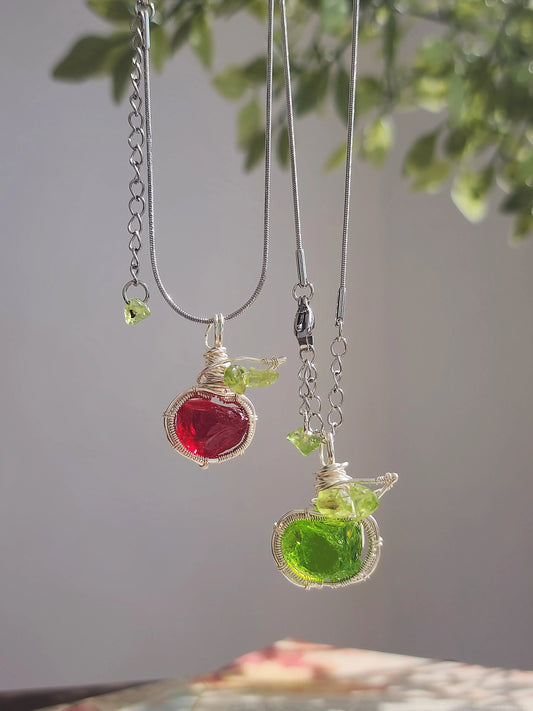 Apple pendant