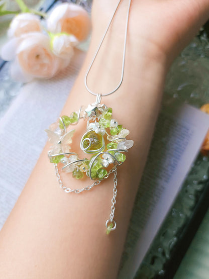 Peridot Wreath pendant