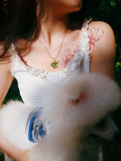 Apple pendant